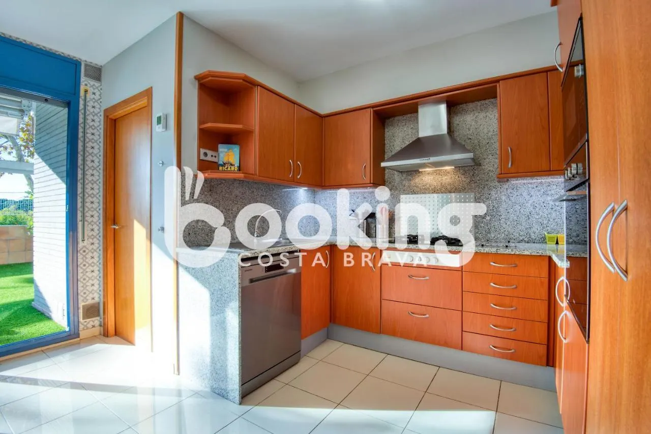 Soleado - Apartament Amb Gran Terrassa Al Centre De Platja D'Aro, Amb Parking I Piscina Comunitaria 0*,  Espagne